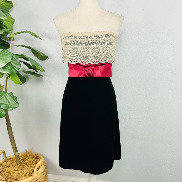 Vintage Betsey Johnson Lace Tiered Red Satin Bow Velvet Strapless Elegant Dress - Picture 1 of 12